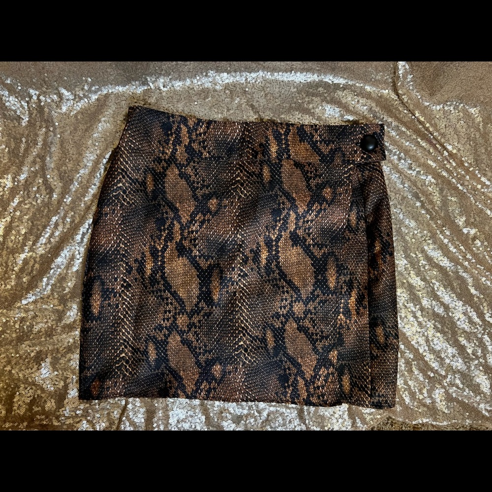 Mini snake print skirt